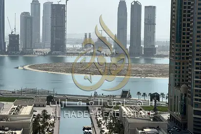 للإيجار شقة 3 غرف وصالة في القصباء الشارقة – مساحات واسعة + باركن ومزايا مميزة | السعر 70,000 درهم