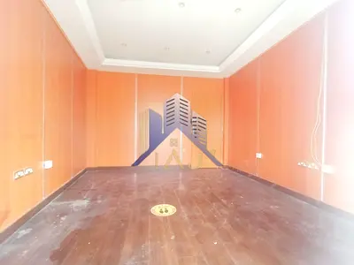 Office Available in Al Buteen Near Sabkha Deira