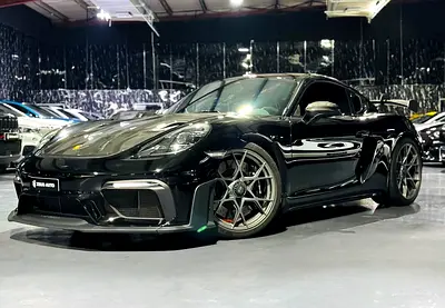 Porsche Cayman 718 GT4 2022 GCC specs for 730,000.00 AED