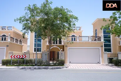 JUMEIRAH PARK 4BR | UPGRADED VILLA WITH POOL