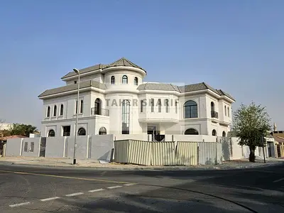 LUXURY VILLA | BASEMENT + POOL | CONVERTIBLE TO 2 VILLAS | GCC NATIONALS ONLY