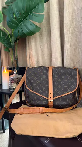 Louis Vuitton Monogram Canvas Saumur 35 Messenger Bag