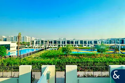 Premium Location | Single Row | Pool & Park