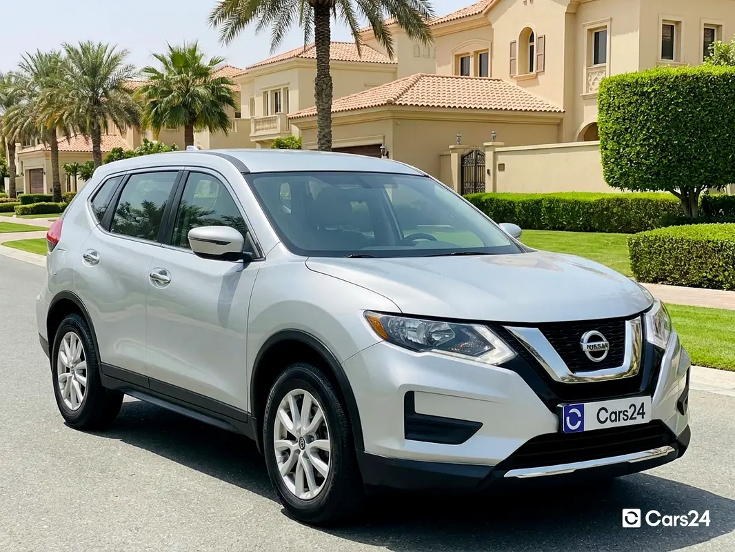 Nissan X-Trail 2022 — photo 1 of 13