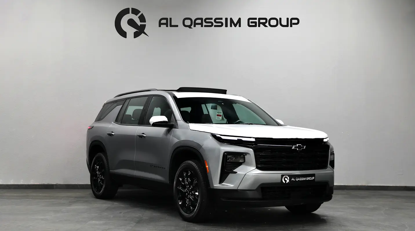 Chevrolet Traverse 2024 — photo 1 of 18