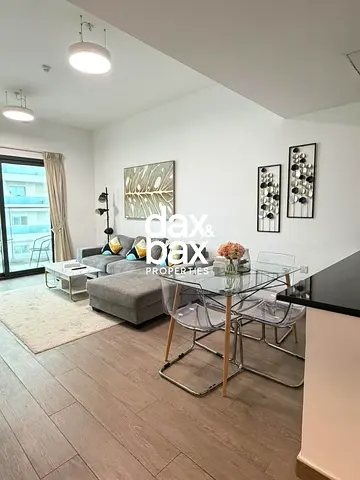 Furnished | Downtown & Pool View | Ready to Move