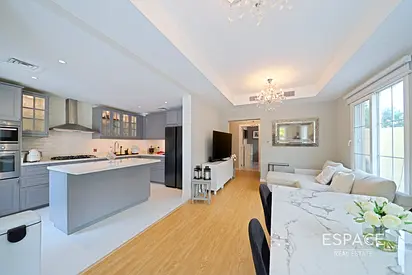 Prime 4E | 2 Bed Villa | Great Location