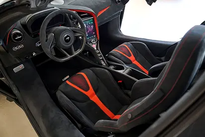 صورة 10 لـ 2022 Mclaren 765LT