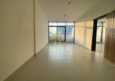 Pre-Booking | Spacious Layout | Vacant in May