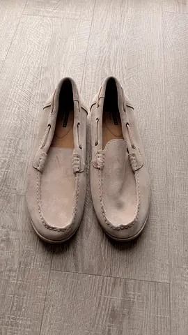 Leather beige men loafers/moccasins 42 size