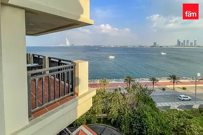Exclusive Apartment / Downpayment 25% And Move In
