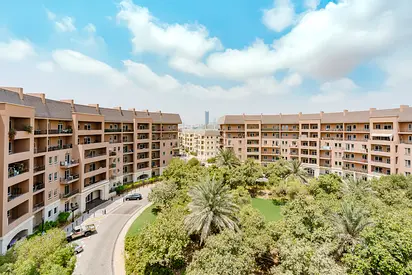 Peaceful | Very ig balcony | Bright & Spacious