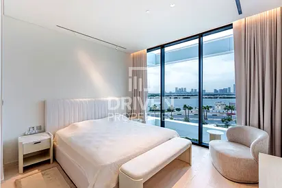Fully Furnished | Modern | Creek and Downtown View