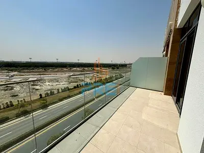 Modern One- Bedroom I Spacious and Bright I Community View