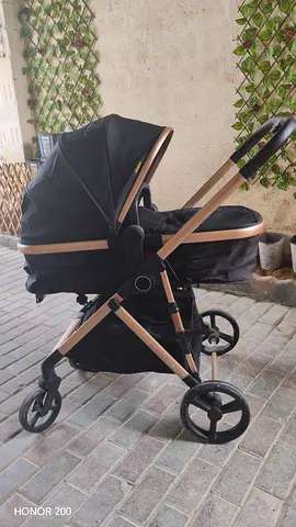 Giggles brand stroller like new