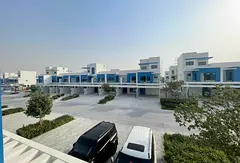 5 BR Townhouse|Maids Room|Ready to Move| Vacant