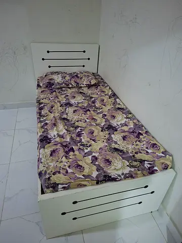 Single bed for sale