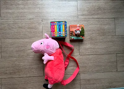 Peppa Pig books with the bag