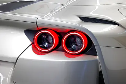 2021 Ferrari 812 — миниатюра 19