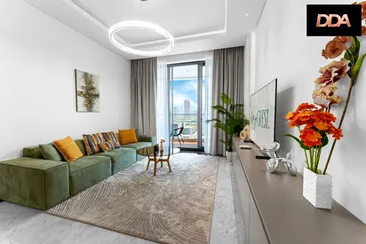 ELEGANT 1BR | MIDDLE FLOOR | SKYLINE VIEW