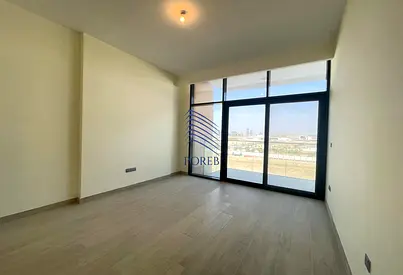 Lagoon and Burj Khalifa | Rented