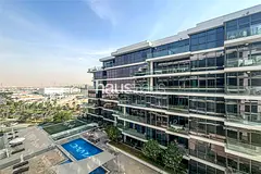 High Floor I Pool View I Vacant Now
