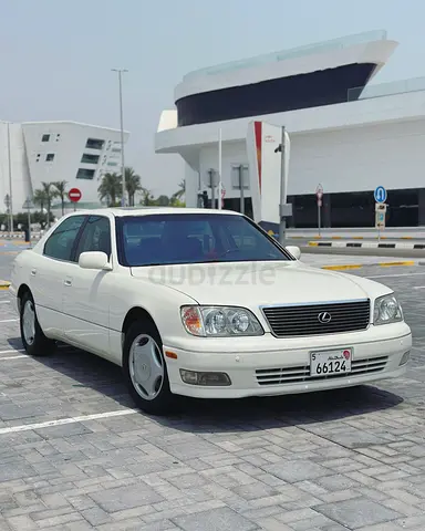 Clean lexus LS400- full option