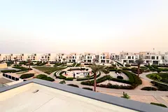 Luxurious 4-BR TH with Flexible Rental Plans