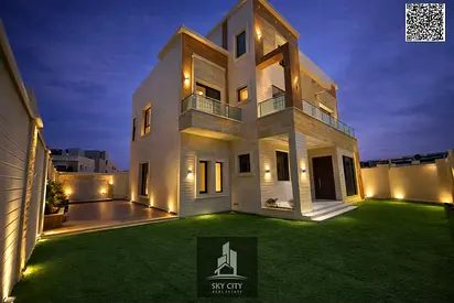 4500 sq ft, 6 corner rooms with a large yard, registration fees included