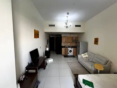 SPACIOUS STUDIO | PRIME LOCATION | FURNISHED