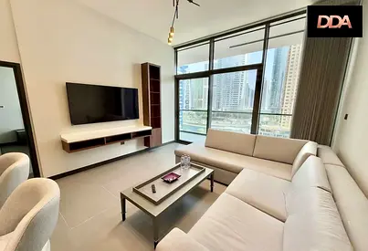 Luxury 1BR | Canal View | Jumeirah Lake Towers