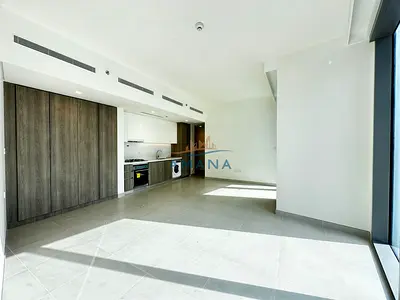 Be The First Tenant to This Modern Studio Unit