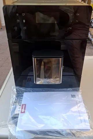 Miele Freestanding Coffee Machine same like new condition