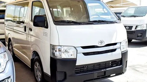 Toyota Hiace Commuter 2015 - GCC Specs - Reliable and Spacious