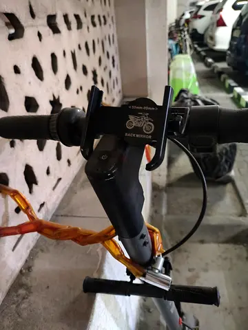Scooter Handle with Lock Mechanism