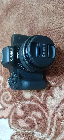 Canon EOS M50 EF-M 15-45mm Mirrorless Digital Camera