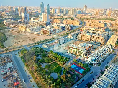 FULL GLASS WINDOWS | UNFURNISHED | BALCONY