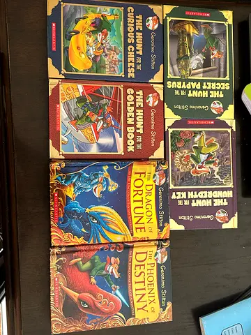 Geronimo Stilton books( Includes special edition pack)