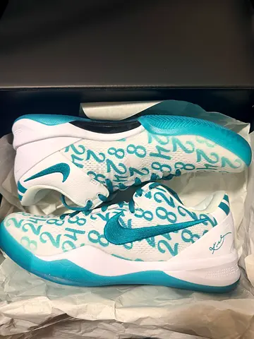 Kobe 8 Protro Radiant Emerald (10us  9us)