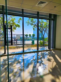 OFFICE FOR RENT, METROPOLIS TOWER, BUSINESS BAY 880 sqft ,Efficient layout with multiple cabins