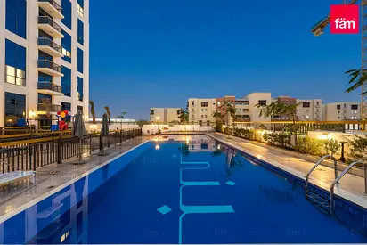 Fully furnished I Spacious Layout I Pool View