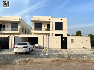 فيلا فاخرة في *الروضه 2  عجمان** جاهزة للسكن الفوري بتشطيبات راقية ومساحات واسعة. ✅ **تمليك حر لجميع الجنسيات** | للتواصل وحجز موعد: **محمد مرزوق –