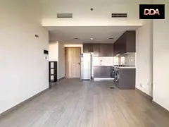 1BR Apartment | Gym &amp; Pool | Balcony | Azizi Pearl