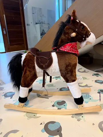 Horse ride toy