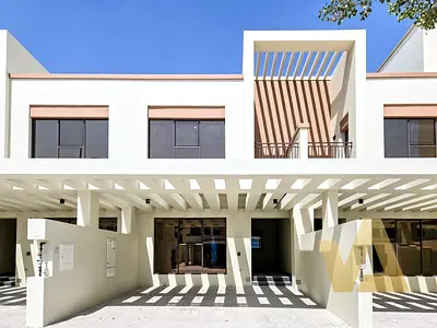 Single Row | Pay in 4 Cheques | Semi-Furnished