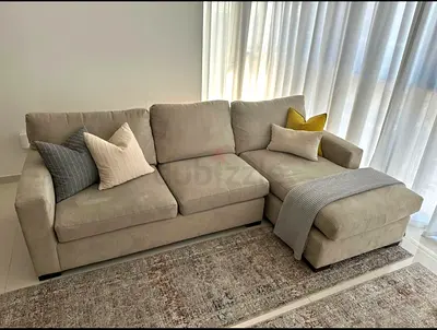 Crategbarrel L shape Original Sofa Excellent condition