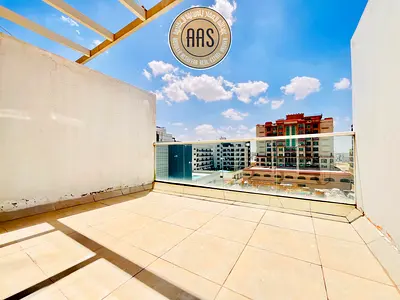 " Spacious Studio Available for Rent 45k / IN 6 cheques payments