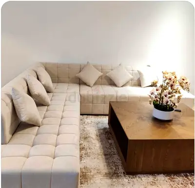 Elegant Sofa – Modern Luxury Style