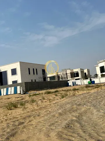 للبيع ارض سكني في منطقة الحوشي ضاحية البديع  مساحة 6000قدم مربع  بتصريح بناء ارضي+ اول