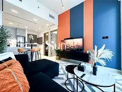 Mid Floor | Prime Location | Luxury Home